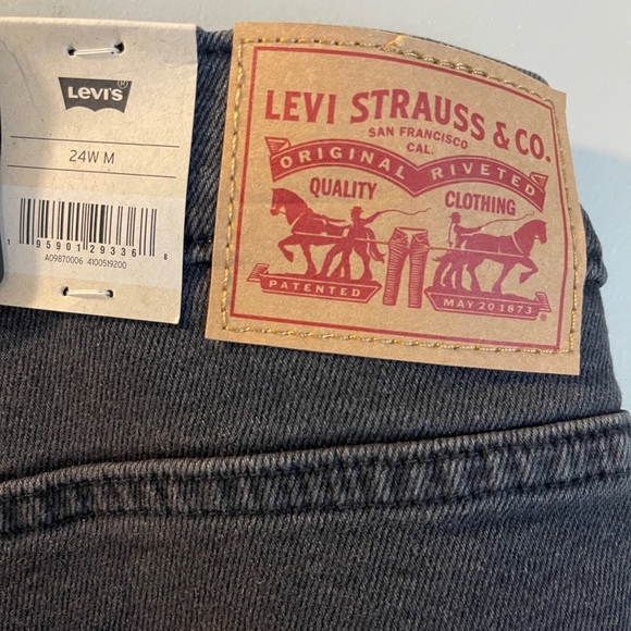 Levi's Women's High Waisted Mom Jeans (in Plus) Size24 W - Picture 5 of 8